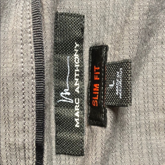 Mark Anthony Grey Button Down - Picture 2 of 3